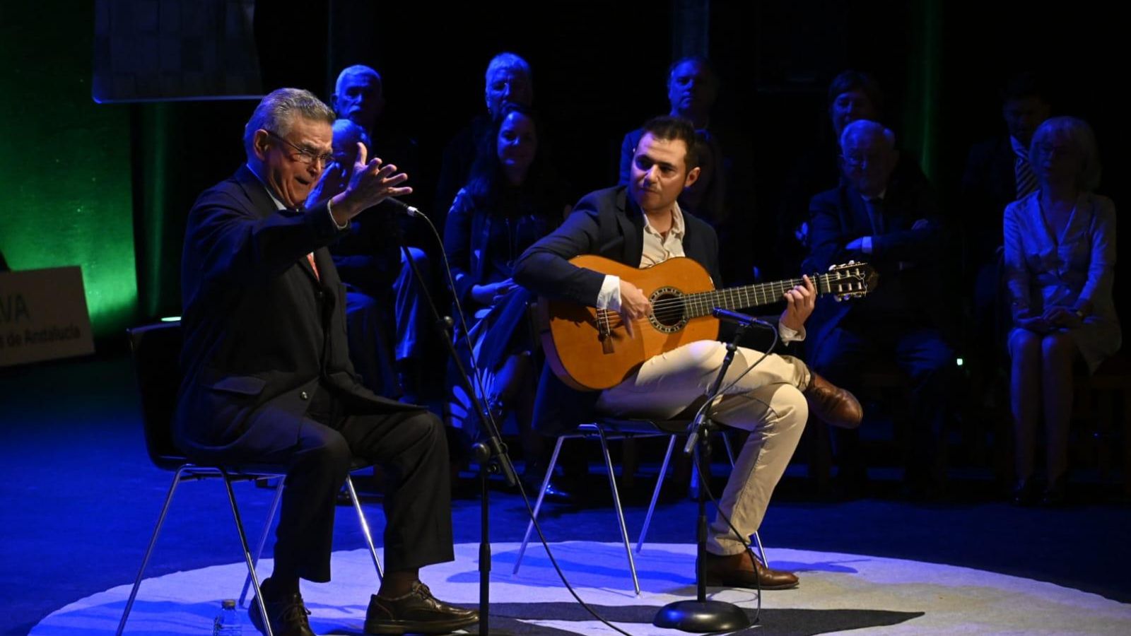 Espectáculo musical de la mano de la Peña de Cante Jondo de Moguer.