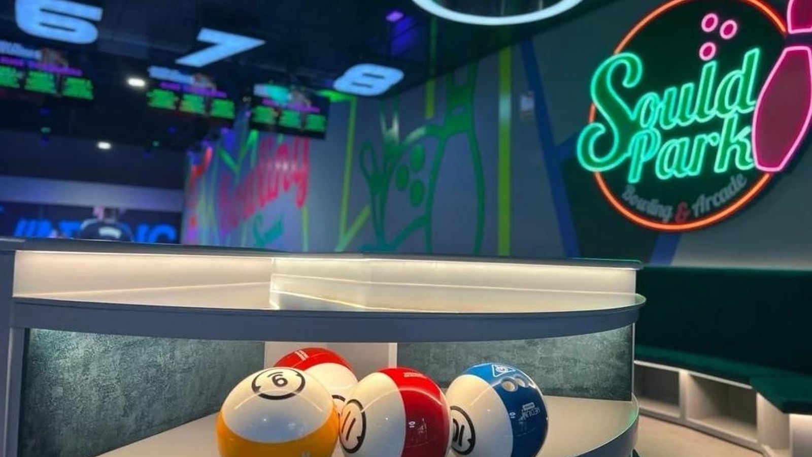 Una bolera, la próxima apertura en Bahía Sur.