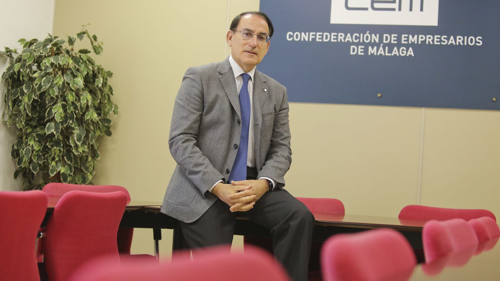 Javier González de Lara, en la sede de la patronal de Málaga