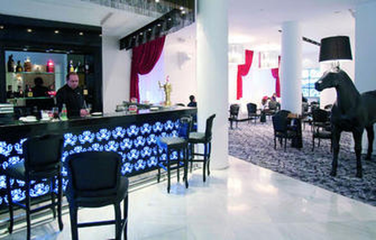 El Hotel Colón rompe con su pasado