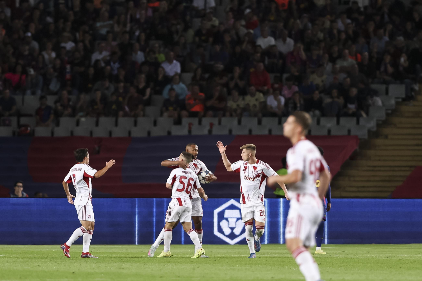 Las fotos del Barcelona-Olympiacos