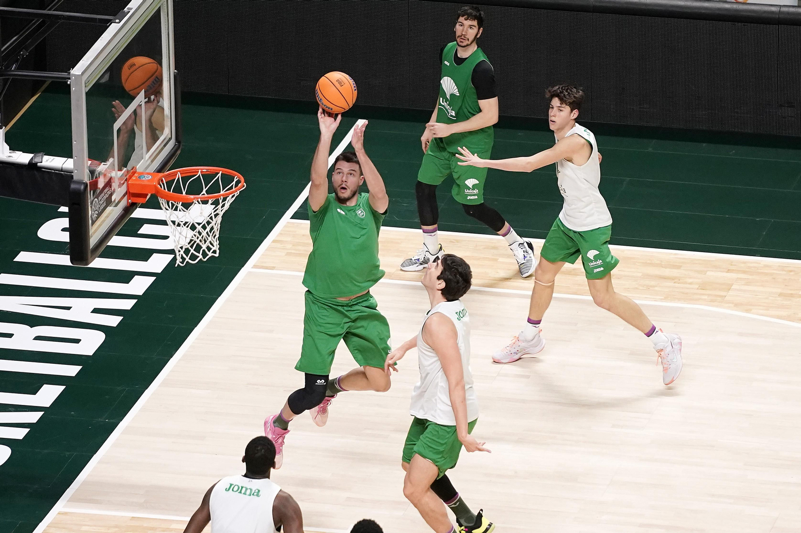 Las fotos del entrenamiento del Unicaja antes del partido ante el Cluj
