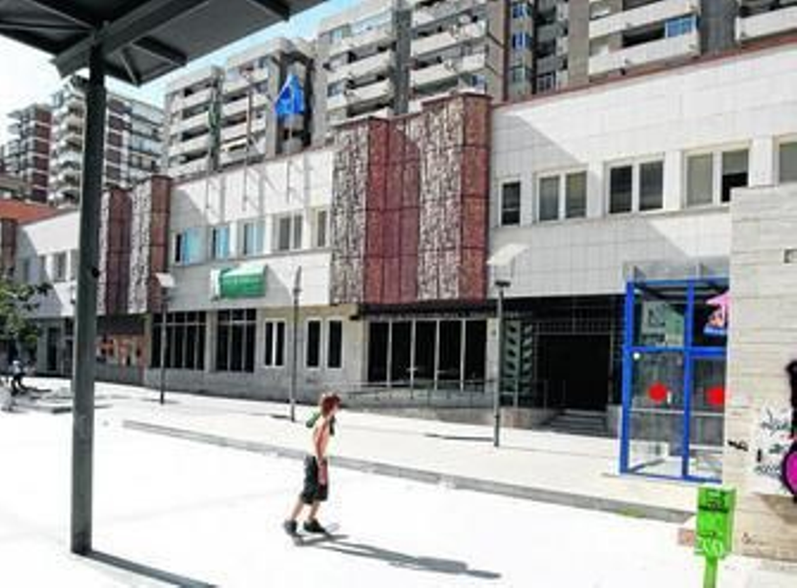 Sede de la Junta de Andalucía en la Plaza San Juan de la Cruz.