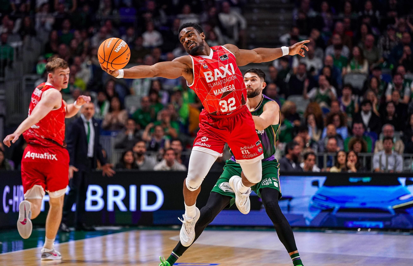 El Unicaja-Baxi Manresa, en fotos