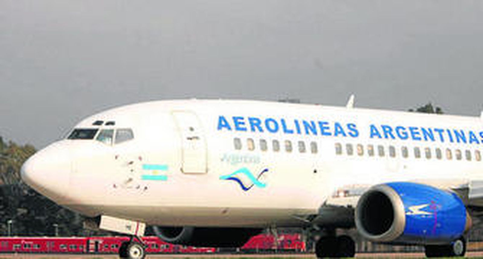 Avión de Aerolíneas Argentinas en el aeropuerto de Buenos Aires.
