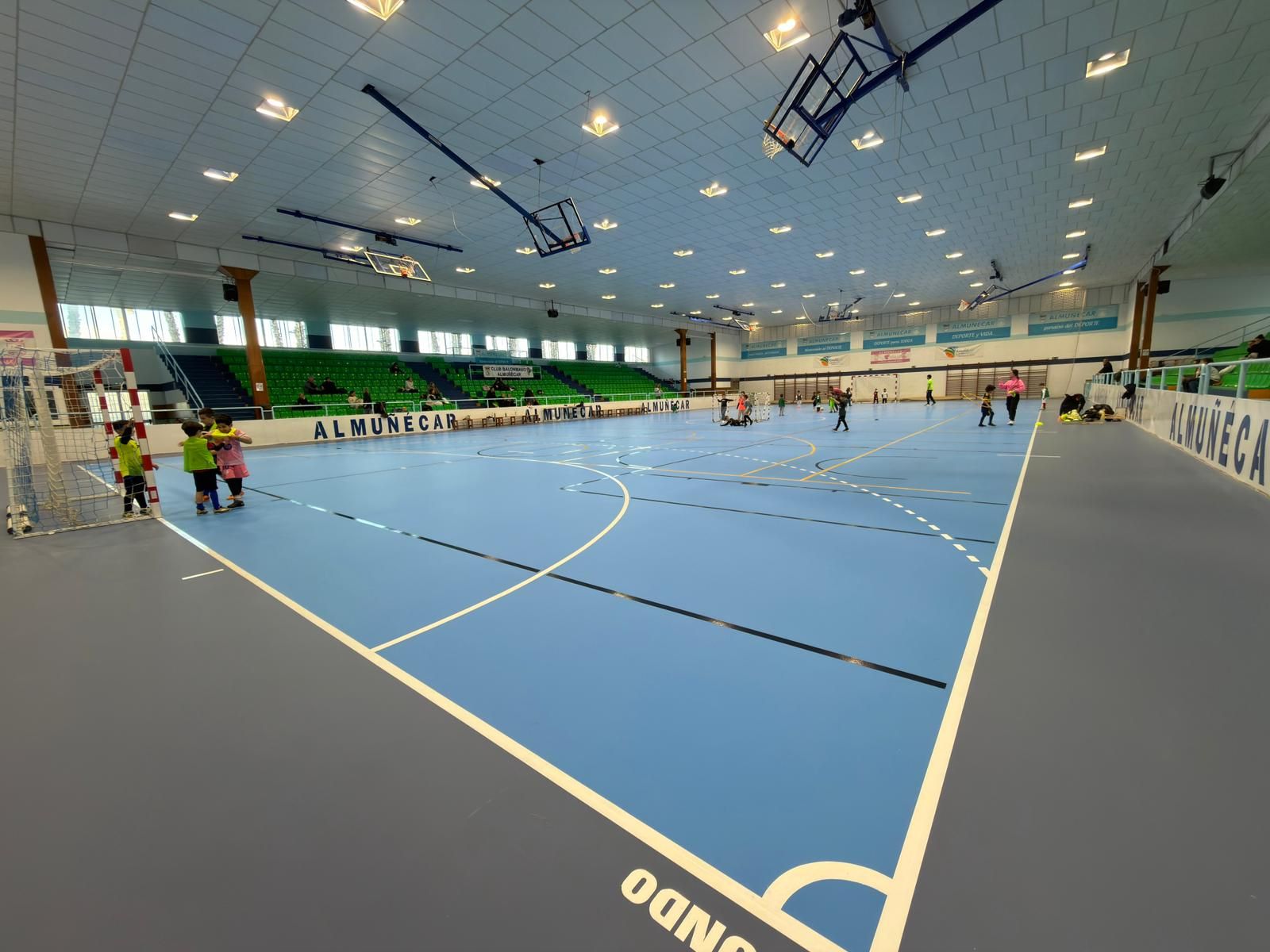 El pabellón municipal de Almuñécar reformado