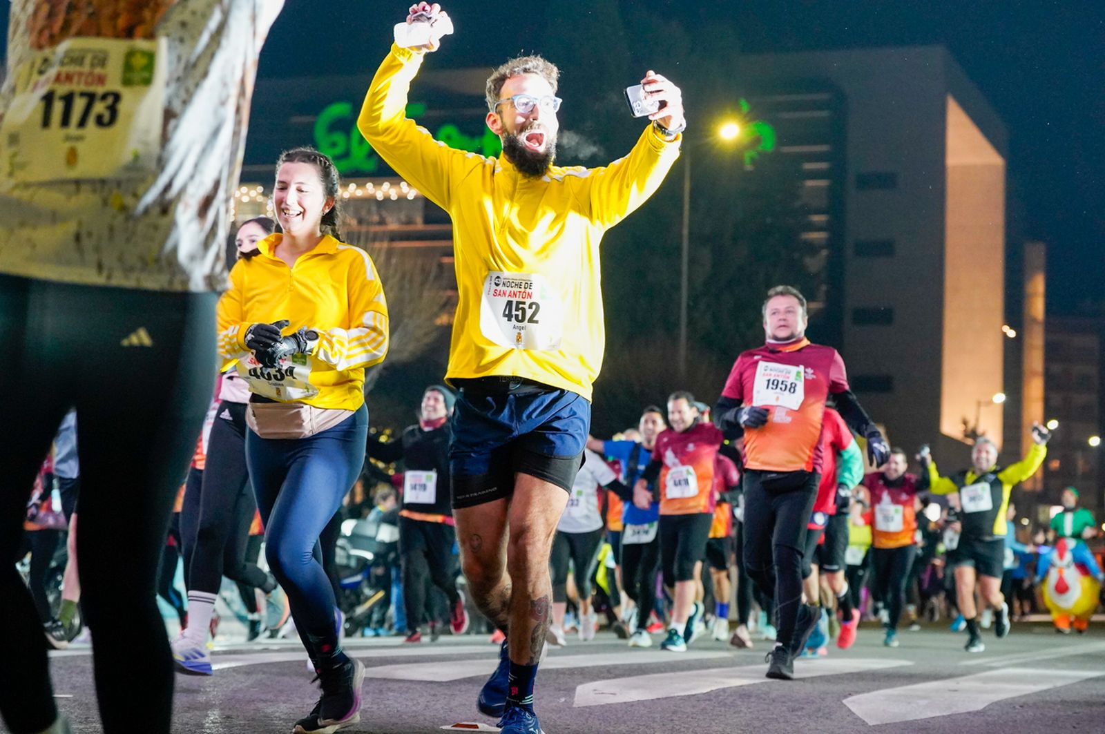 En imágenes: búscate en tu llegada a meta de la Carrera de San Antón 2026 (1)