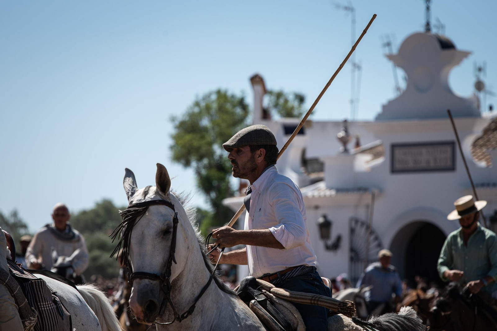 Imágenes de la Saca de las Yeguas a su paso por El Rocío