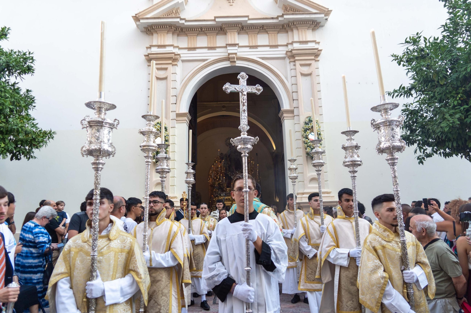 Imágenes de la procesión La Virgen del Carmen por las calles de Huelva