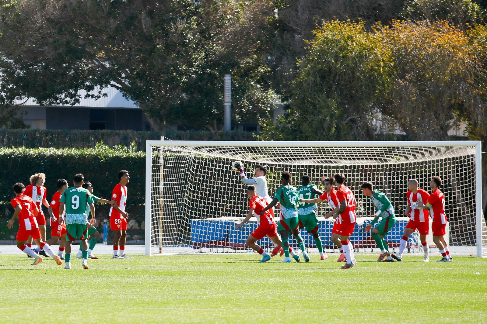 Las imágenes de Segunda RFEF entre Almeria B y recreativo de Granada