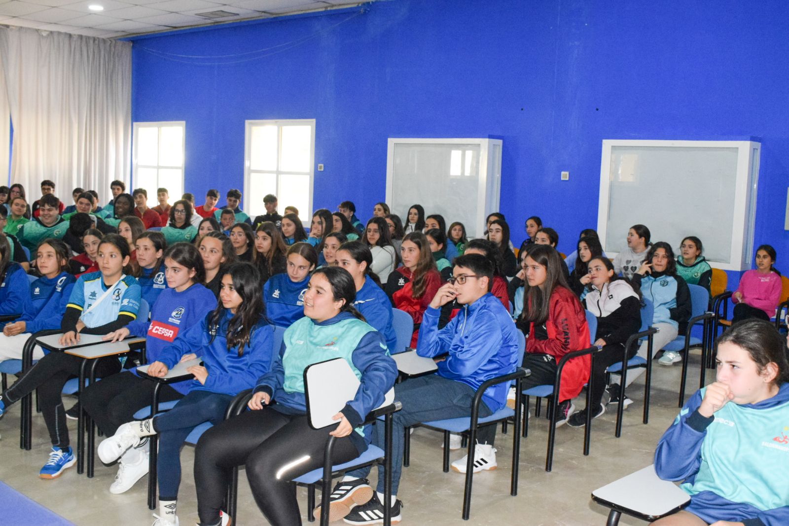 El Balonmano Los Dólmenes da por finalizada la segunda edición de su campus