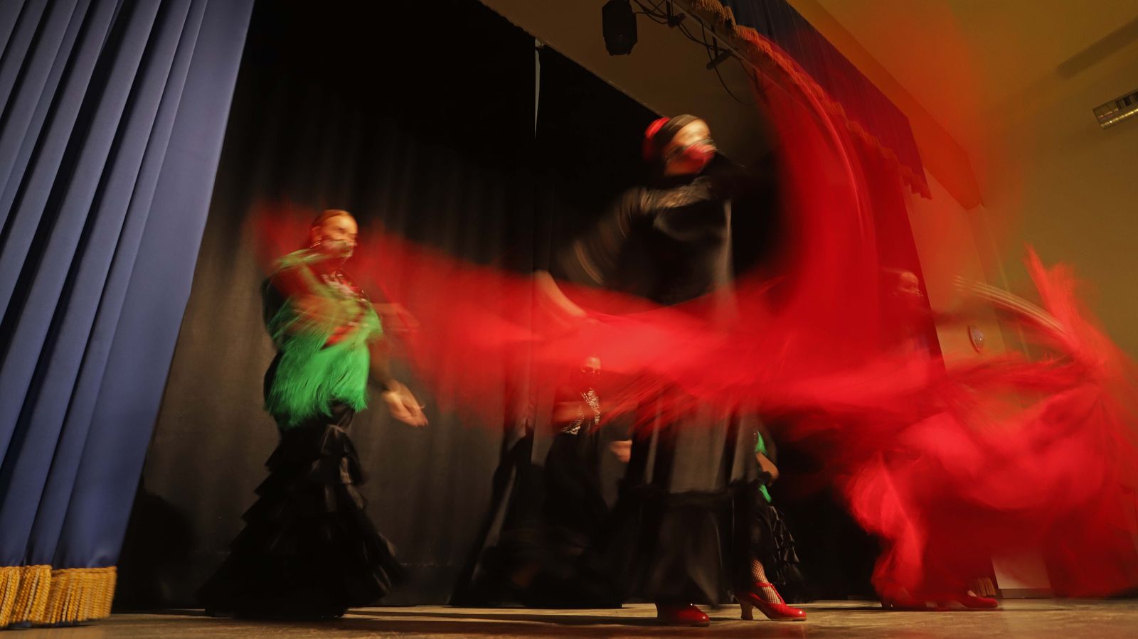 Fotos del acto 'Guitarras al cielo por Paco' en Algeciras