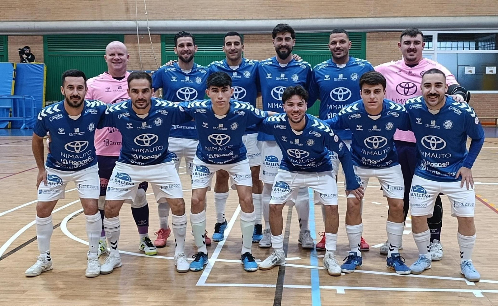 El Xerez Toyota rescató un punto 'in extremis' en Granada.