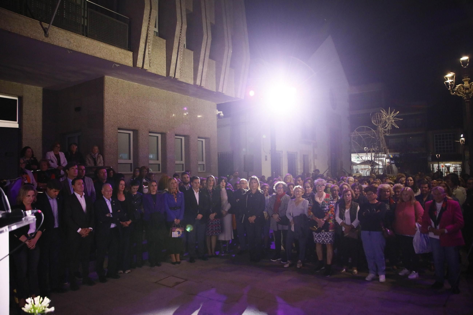 Manifestación por el 25 N en Roquetas de Mar