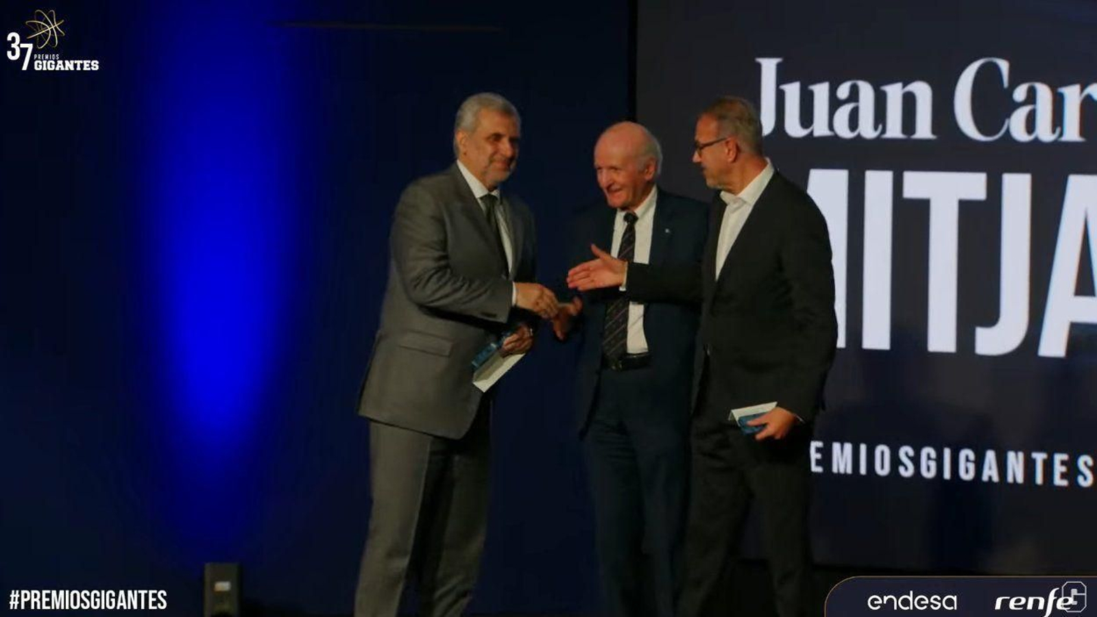 El Unicaja arrasa en los Premios Gigantes El Unicaja arrasa en los Premios Gigantes