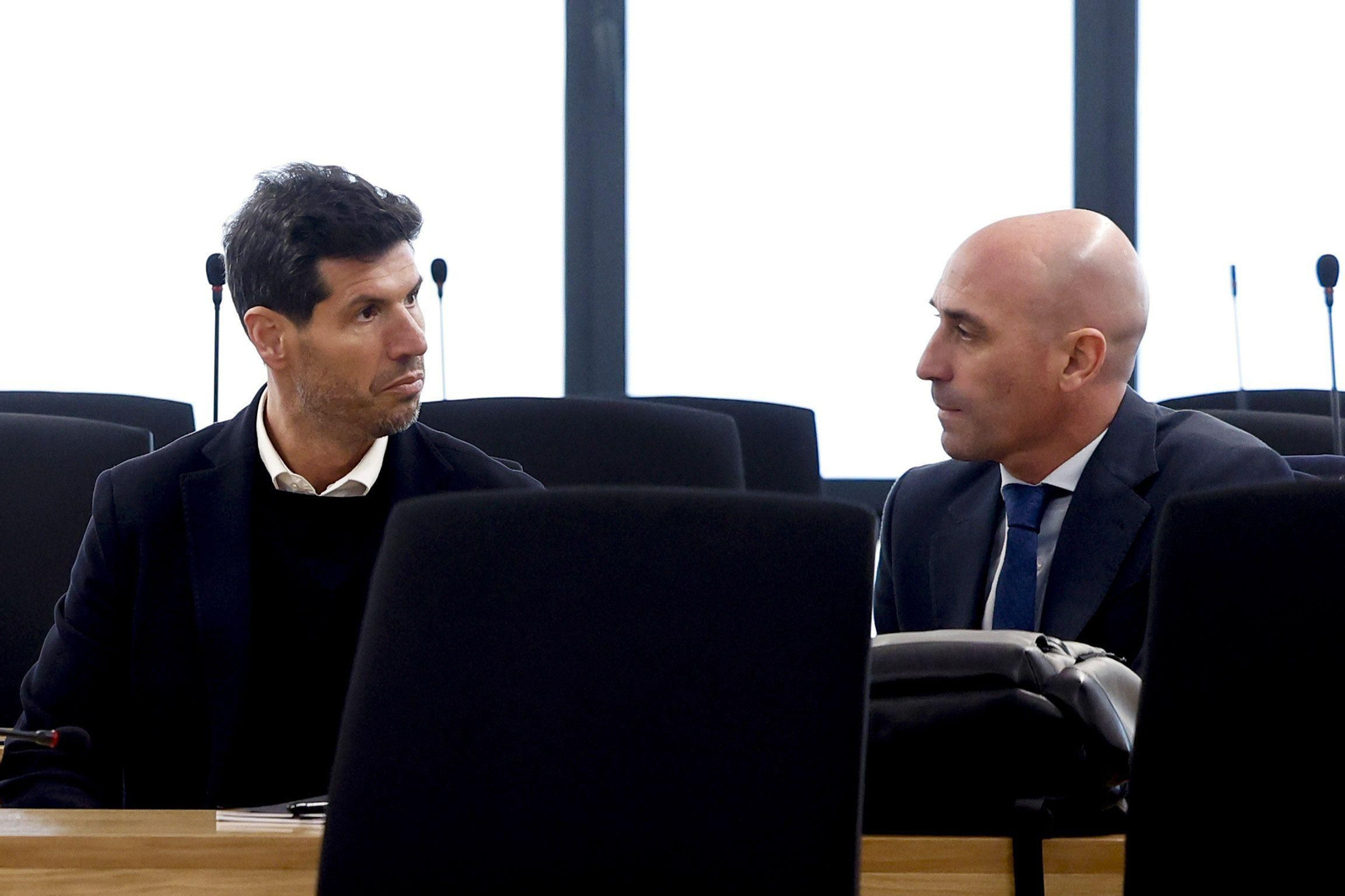 Las fotos del juicio a Luis Rubiales por el beso a Jenni Hermoso