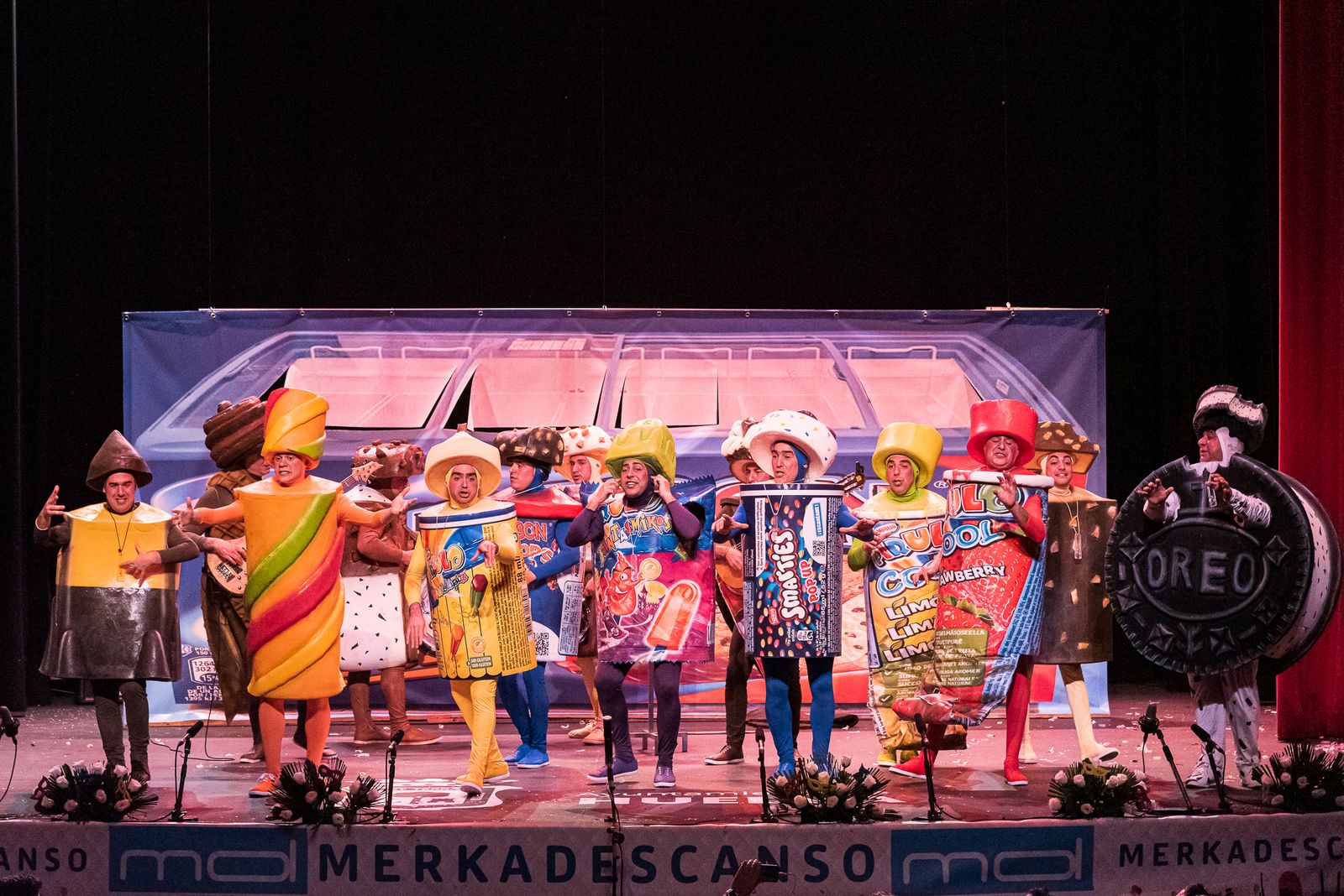 Imágenes de la murga Una chirigota muy fresquita