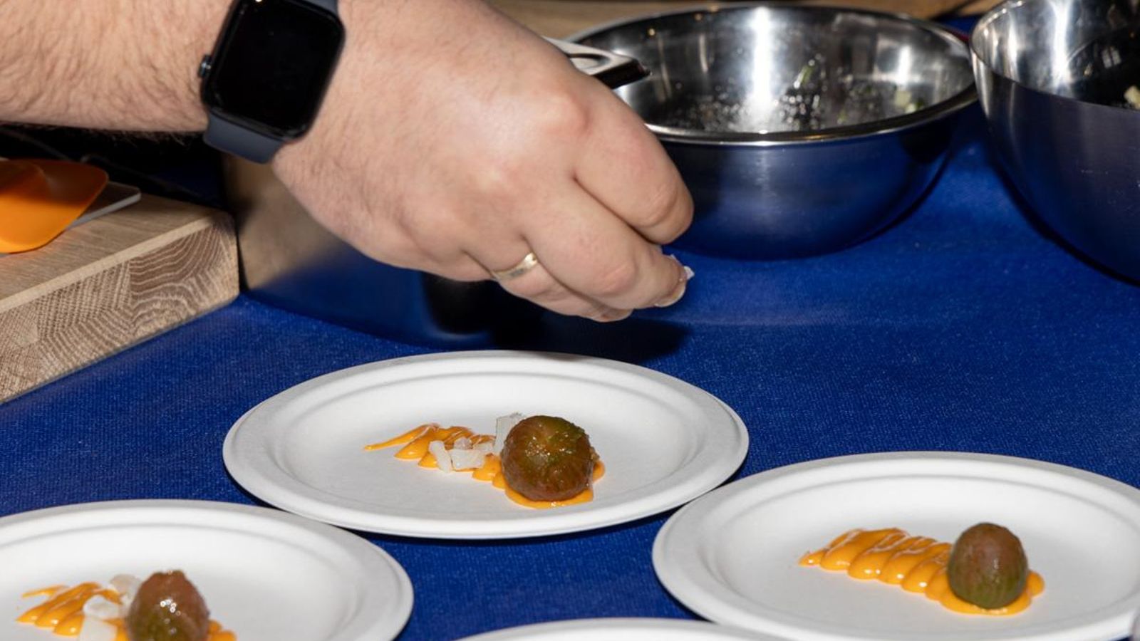 'Pequeños Chefs' la actividad que los chefs estrella Michelin realizan con el alumnado del Colegio Santa María de Los Apóstoles