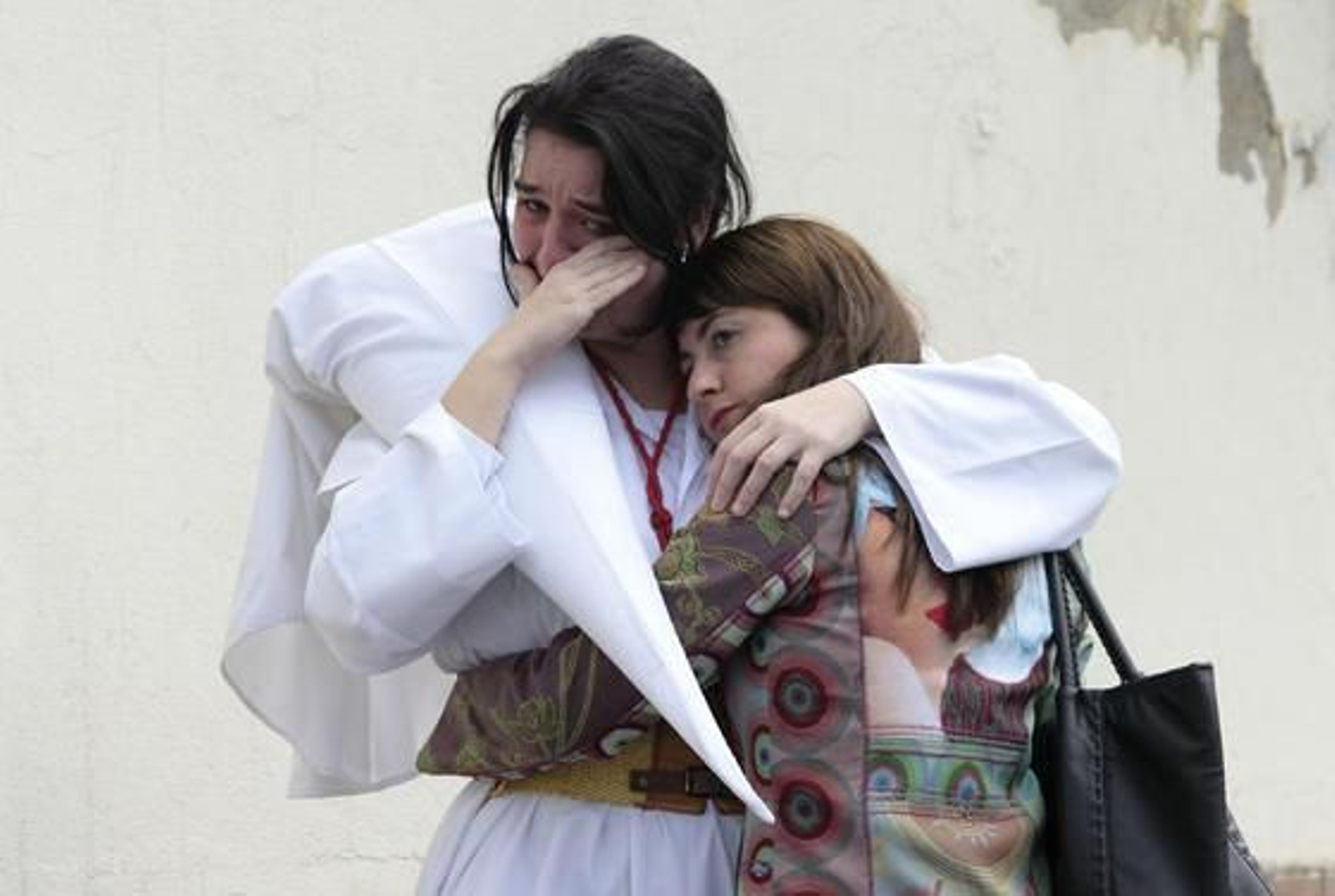 Nazarenos de San Gonzalo bajo la lluvia.

Foto: Juan Carlos Muñoz