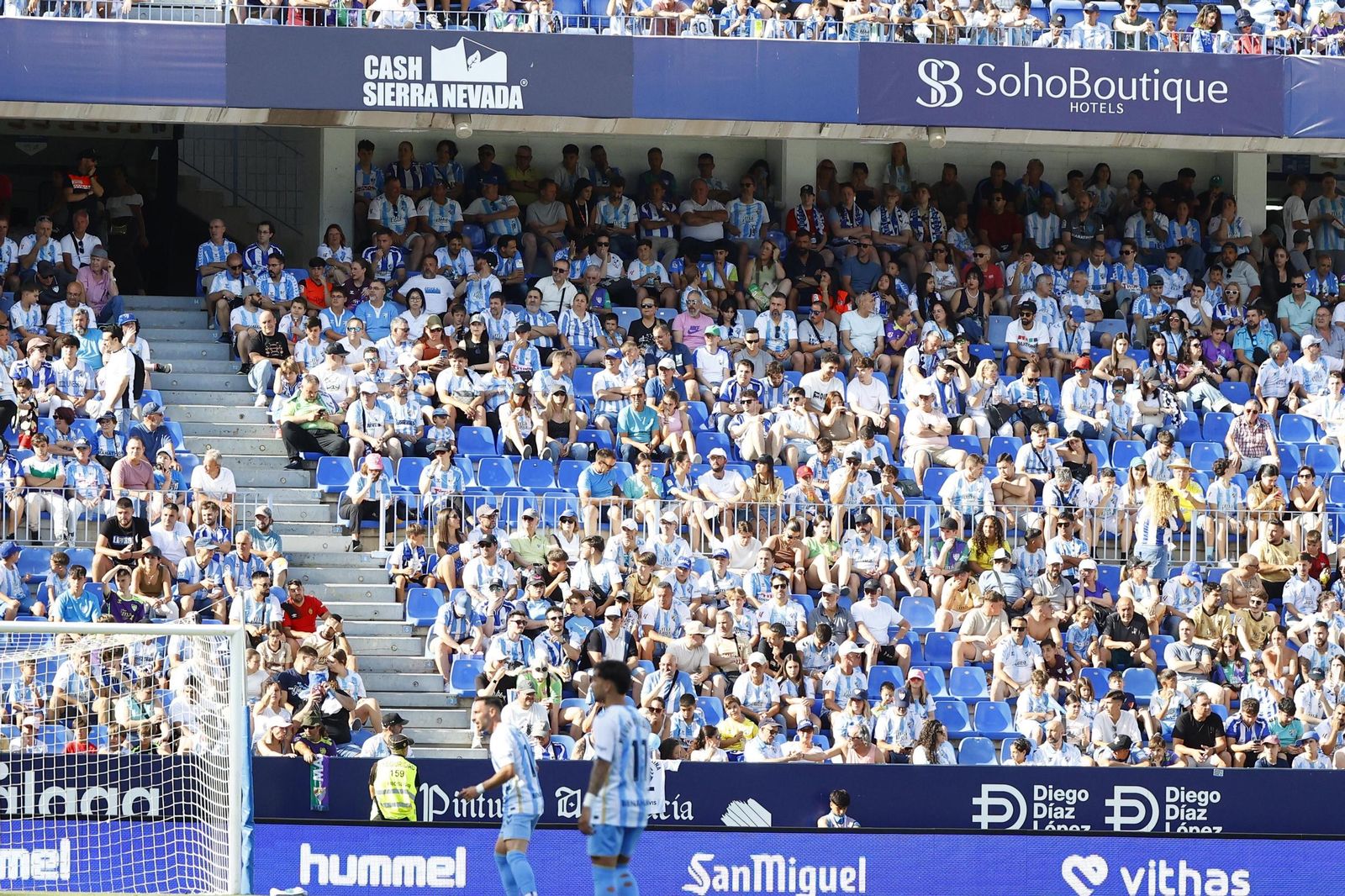 Búscate en las gradas de La Rosaleda en el Málaga CF-Burgos