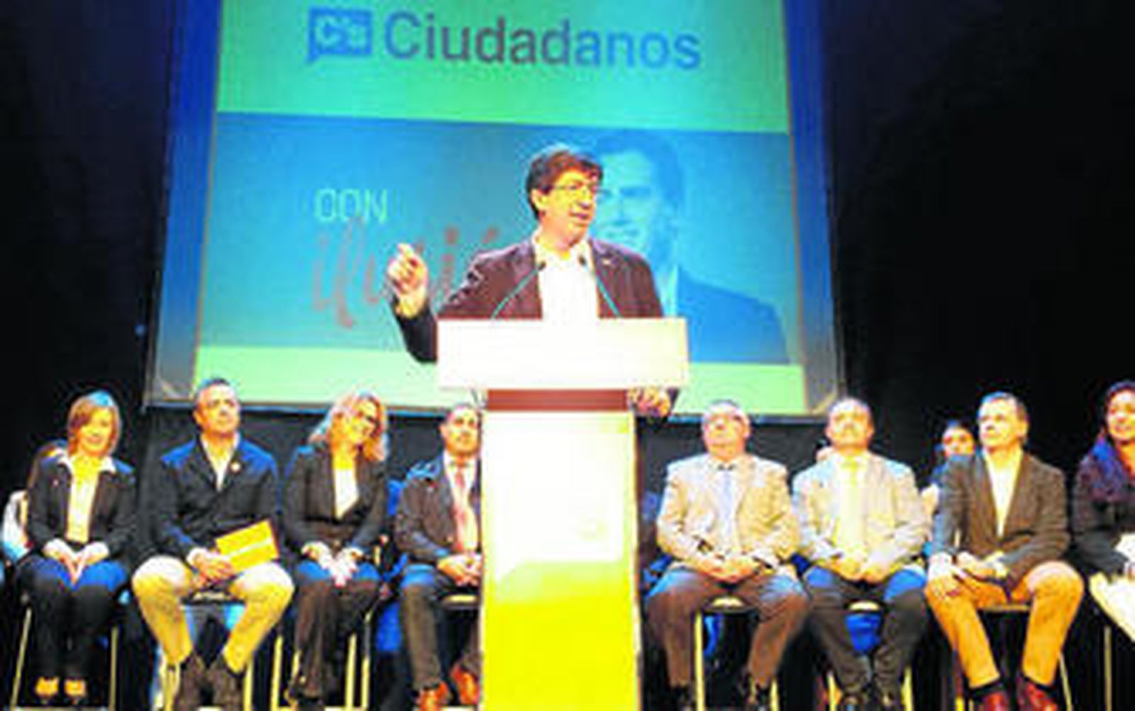 El líder andaluz de Ciudadanos, Juan Marín, ayer durante su intervención en el Teatro Calderón de Motril