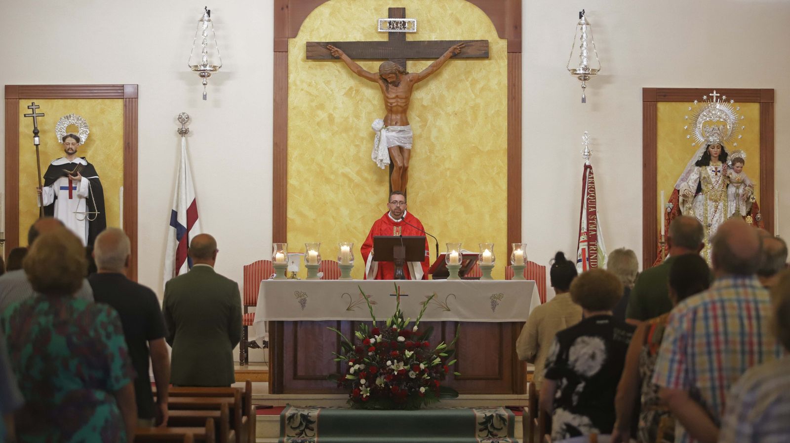 Fotos de la bendición de la nueva Cruz de Lampedusa en Algeciras