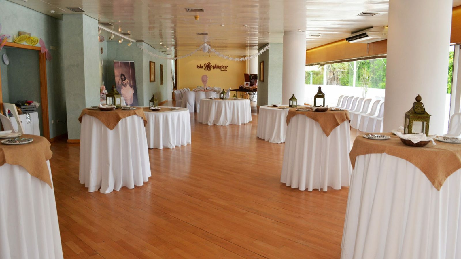 Uno de los seis salones de celebraciones para las comuniones de los que dispone Isla Mágica.