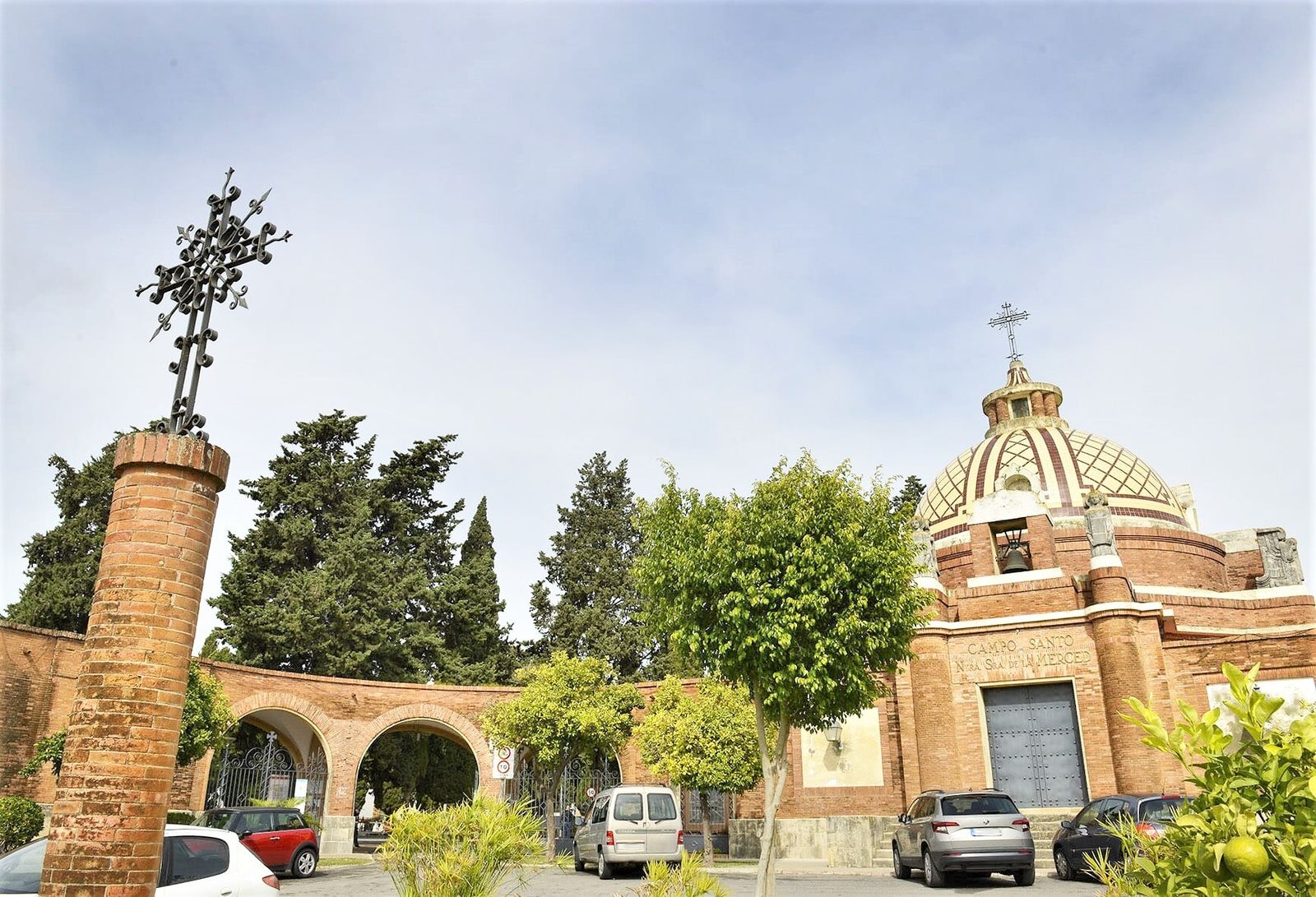 Entrada del cementerio municipal de Jerez
