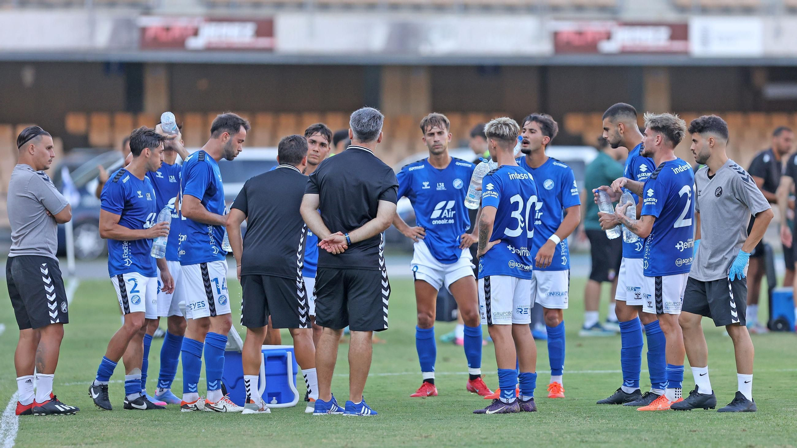Imágenes del amistoso entre el Xerez DFC y el Ceuta B en Chapín