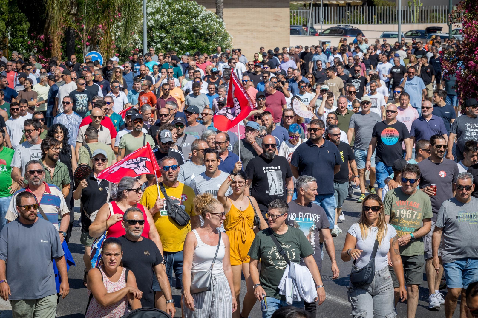 Las imágenes de las protestas de la huelga del metal en Cádiz de este miércoles 25 de junio