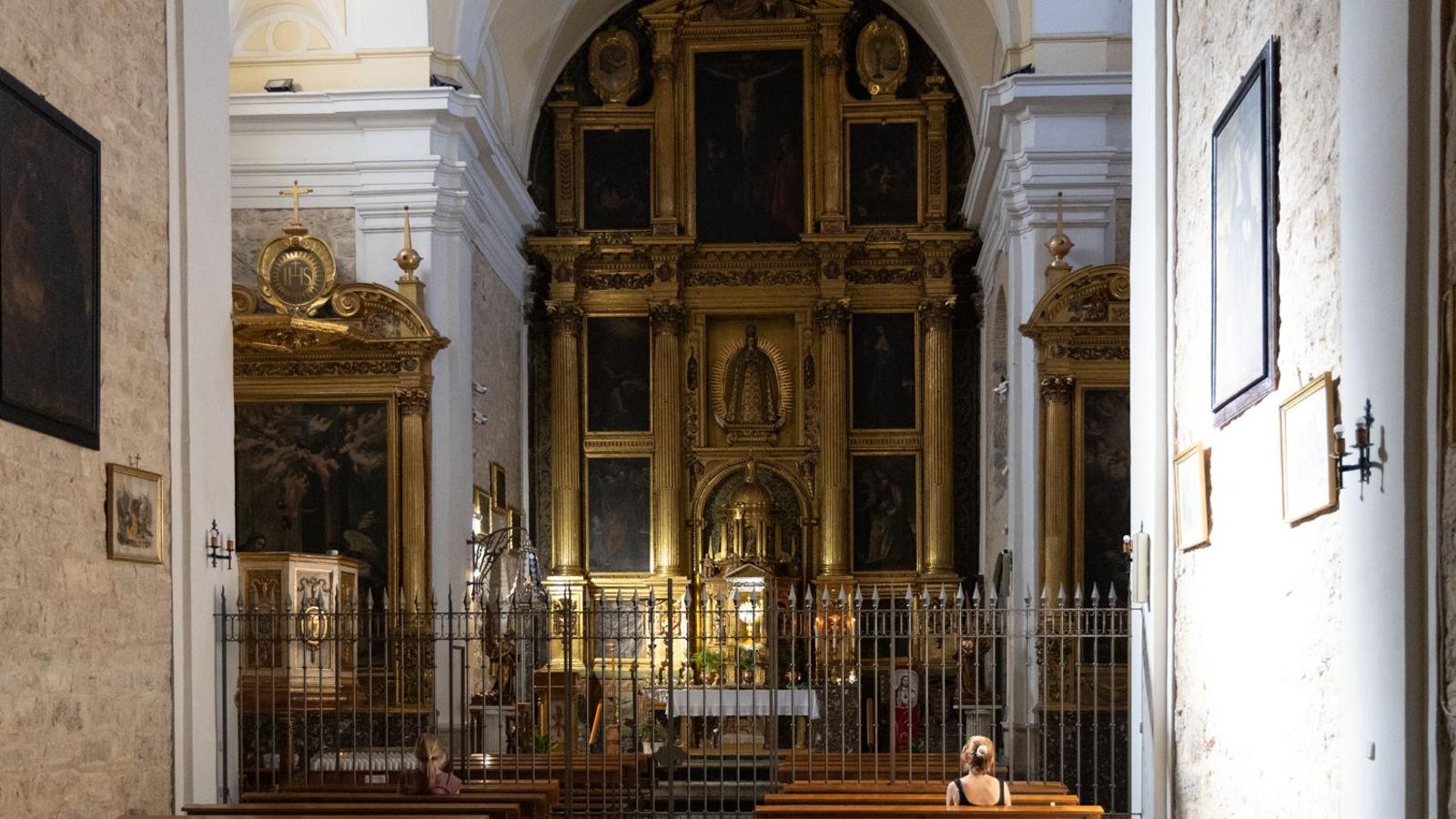 Interior de la iglesia de Las Bernardas.