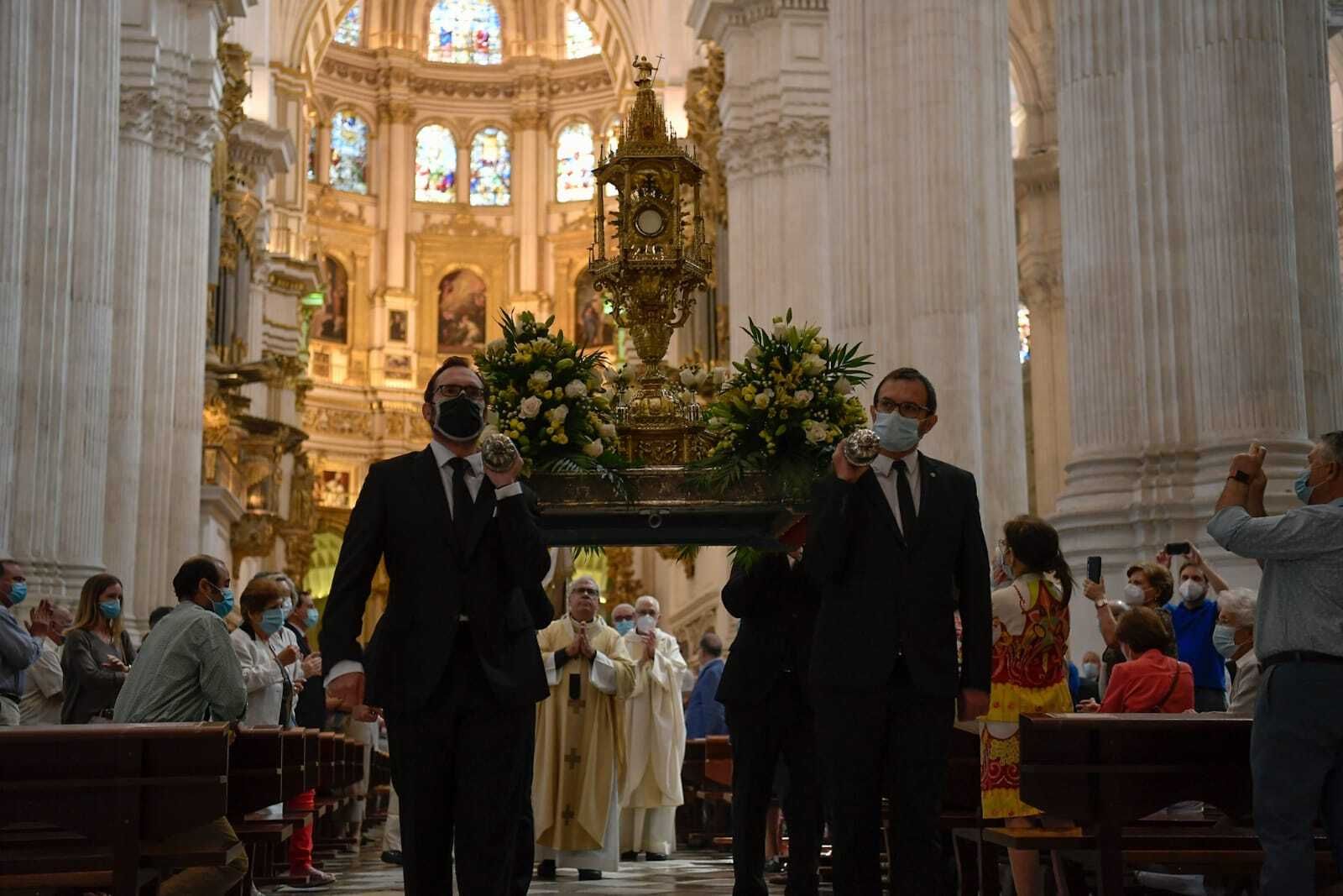 Las imágenes de un Corpus histórico en Granada 'intramuros'