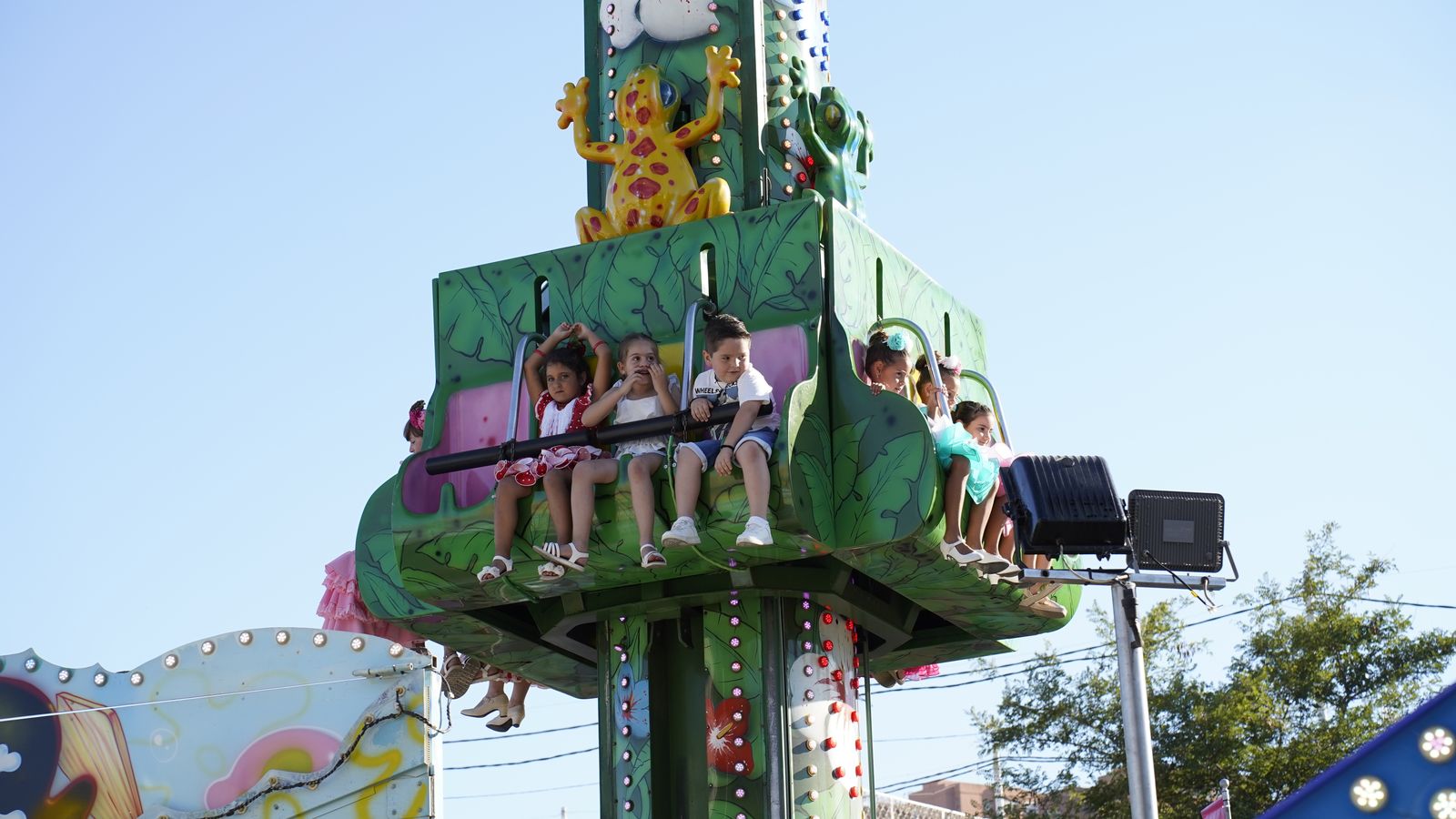 Fotos del día con descuento en las atracciones de la Feria de Algeciras