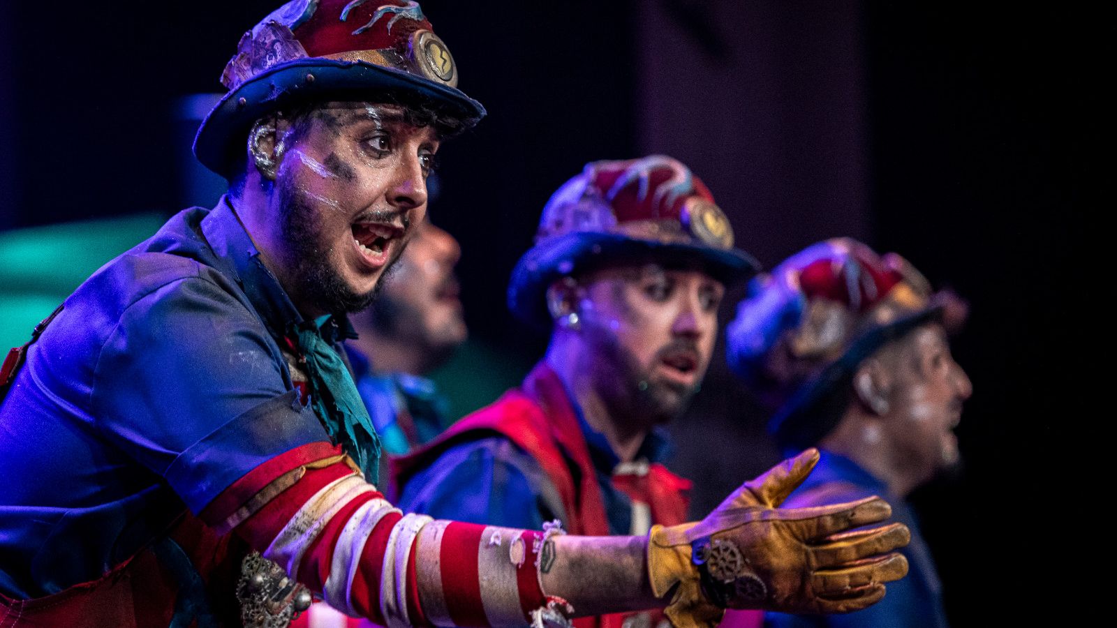 Búscate entre las mejores imágenes de la primera sesión de semifinales del COAC 2025