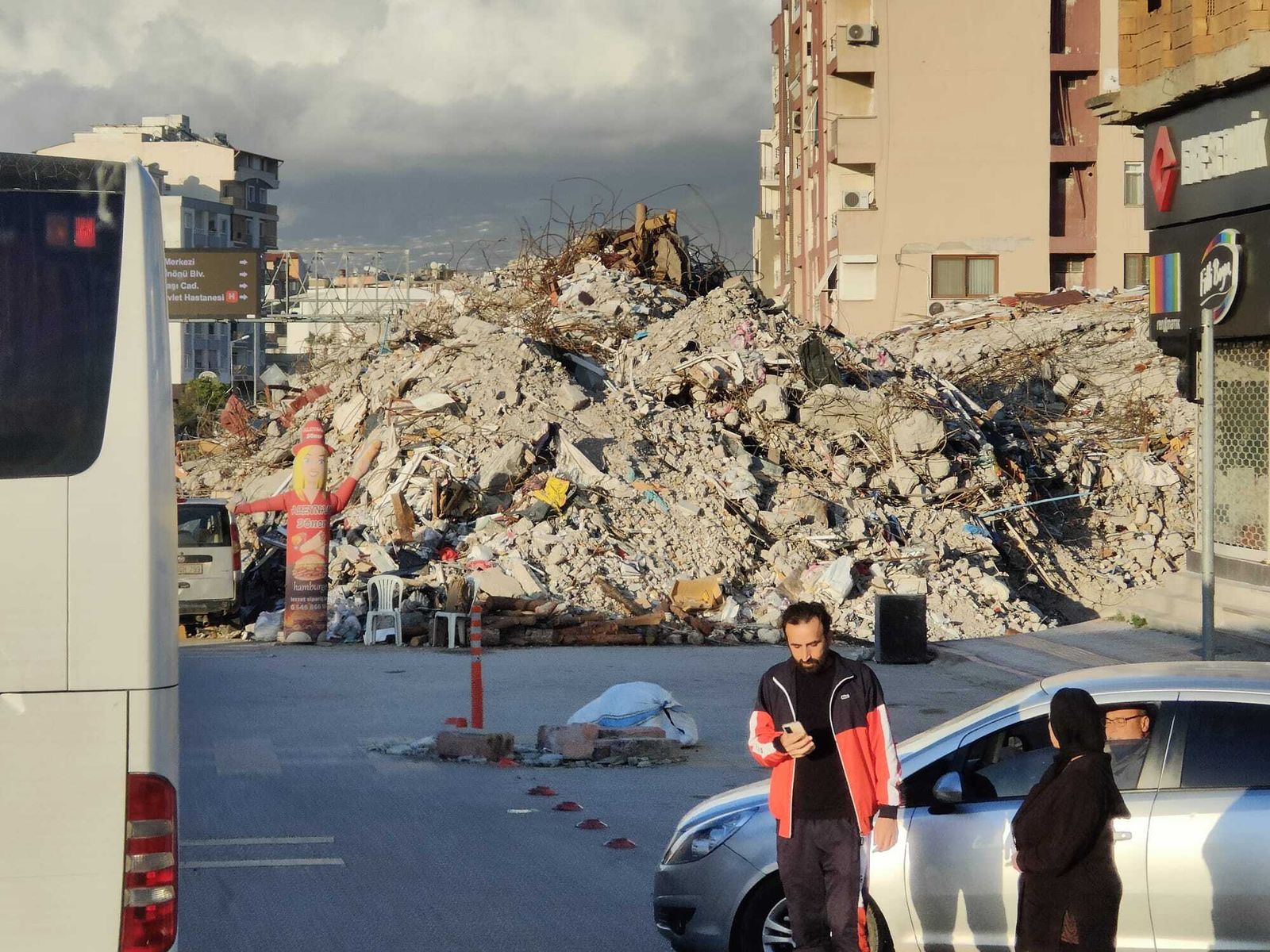 La experiencia de dos sanitarios de Huelva en Turquía tras el terremoto, en imágenes