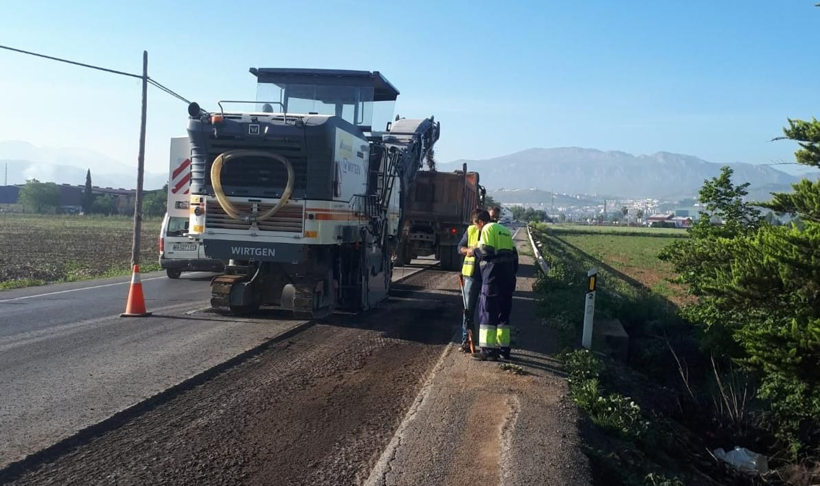 La Junta acomete obras de mejora en la carretera A-7281 en Antequera.
