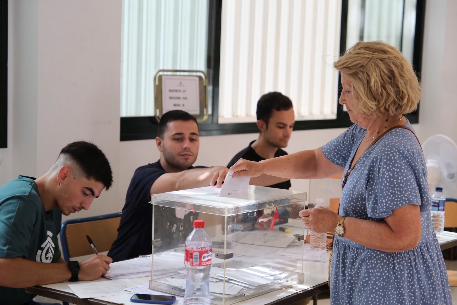 La jornada electoral en Córdoba, en imágenes