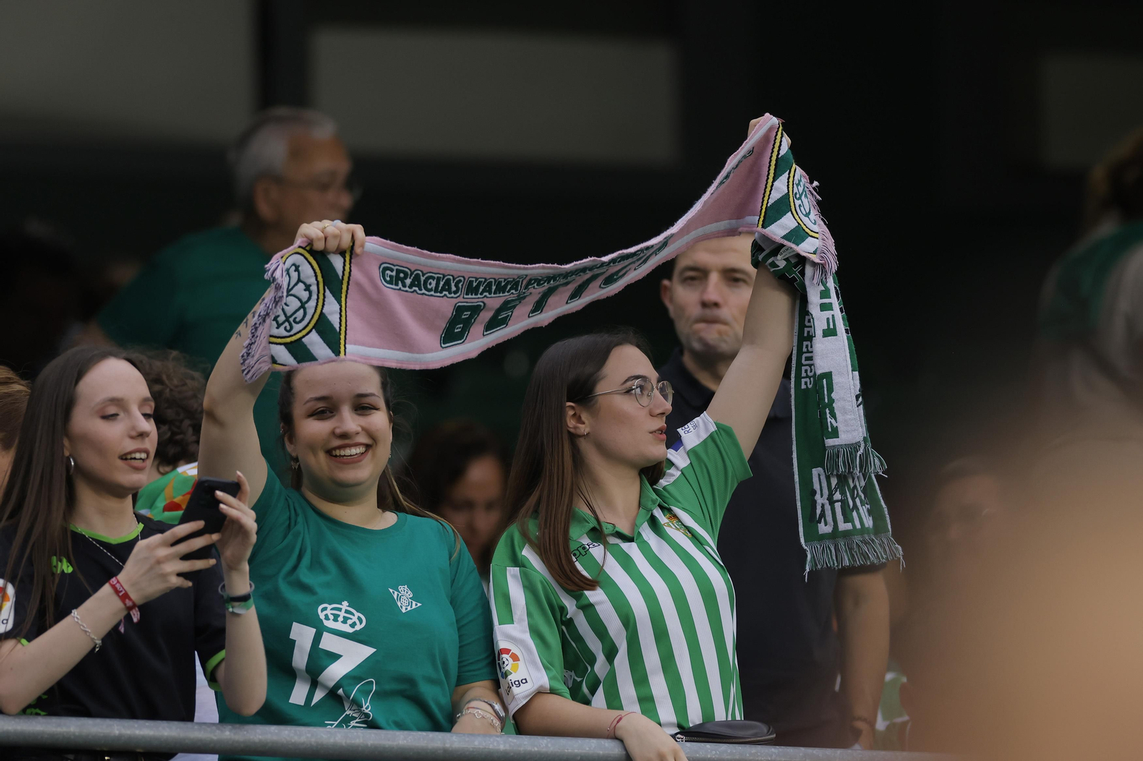 Búscate en las fotos de la despedida de Joaquín