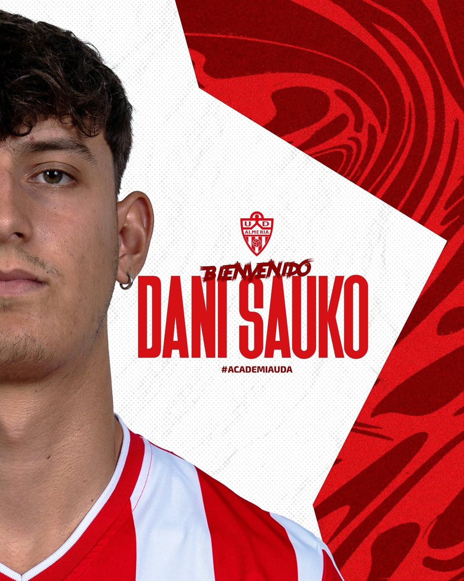 Cartel con el que la UD Almería anunciaba la incorporación del defensa Dani Sauko para su juvenil.