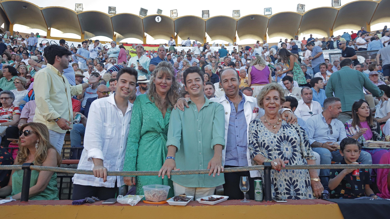 Ambiente en la corrida del viernes de la Feria Taurina de Algeciras