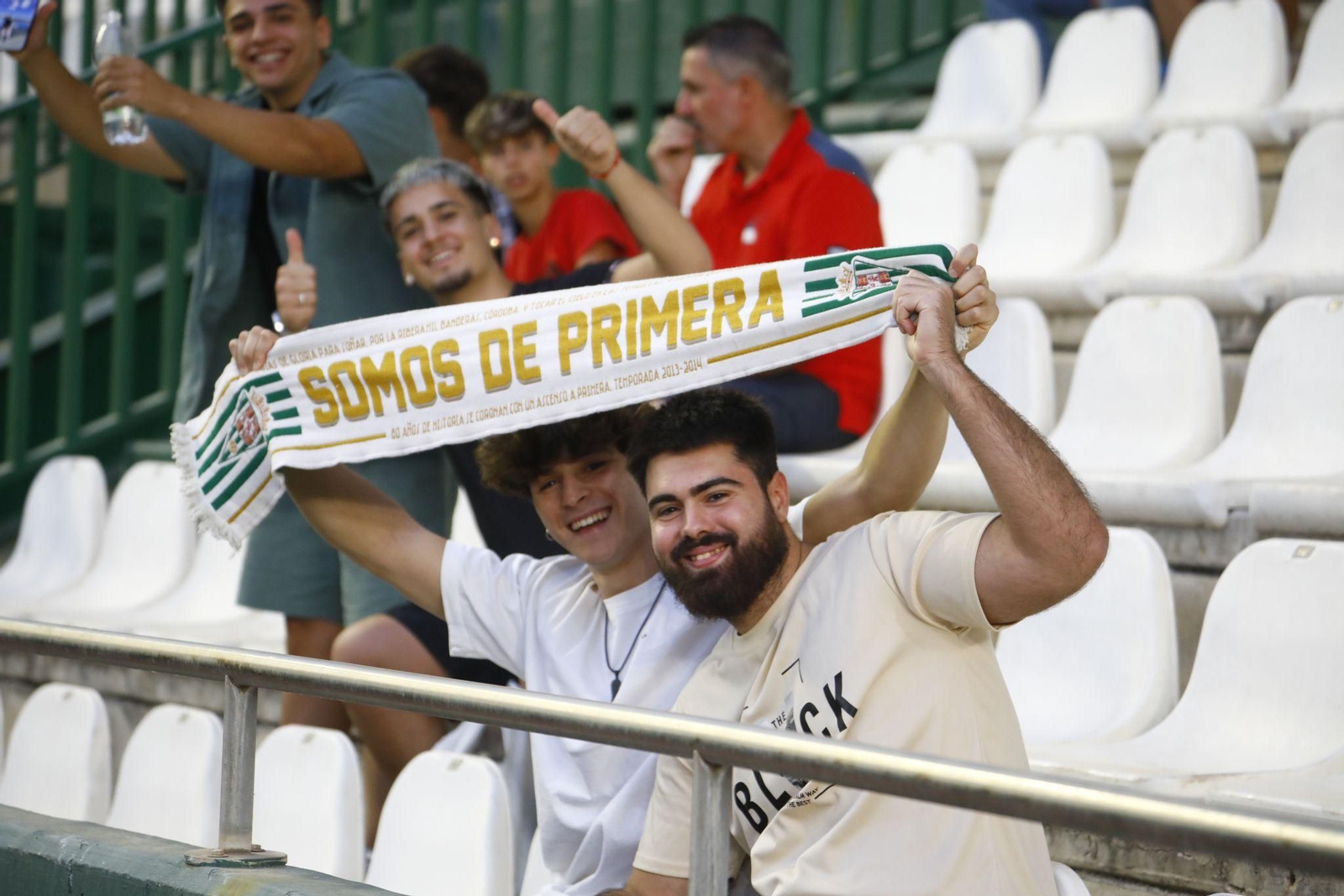 Las mejores fotos del intenso Córdoba CF - Málaga en El Arcángel
