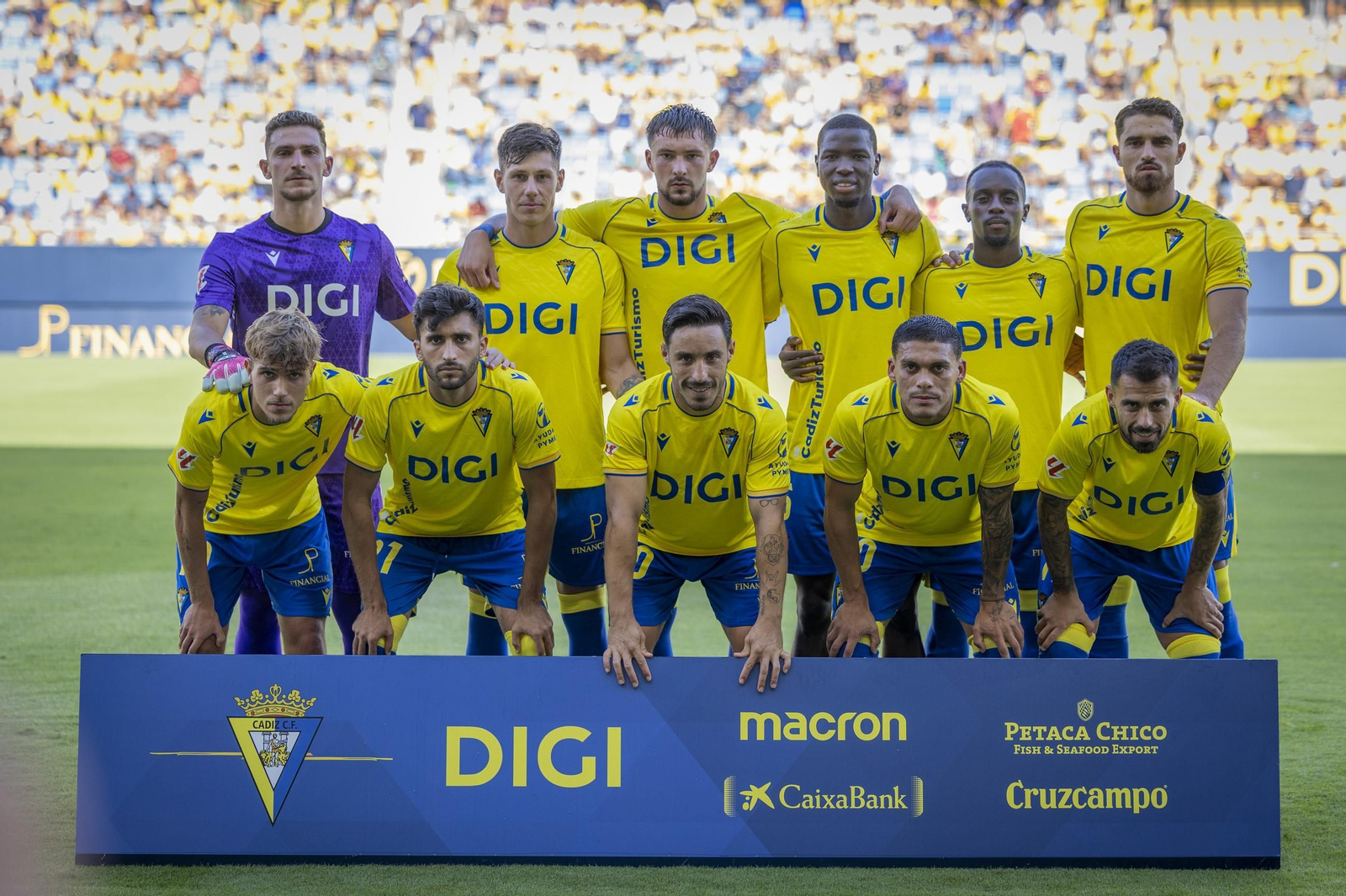 Búscate en las imágenes del Cádiz CF-Albacete