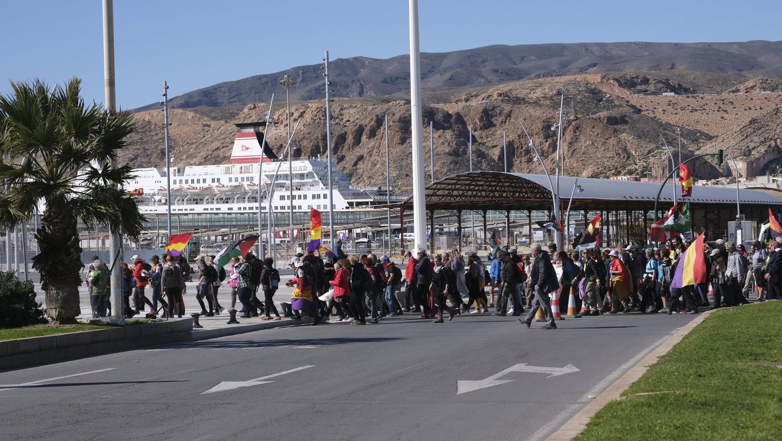 La Desbandá llega a Almería, en imágenes