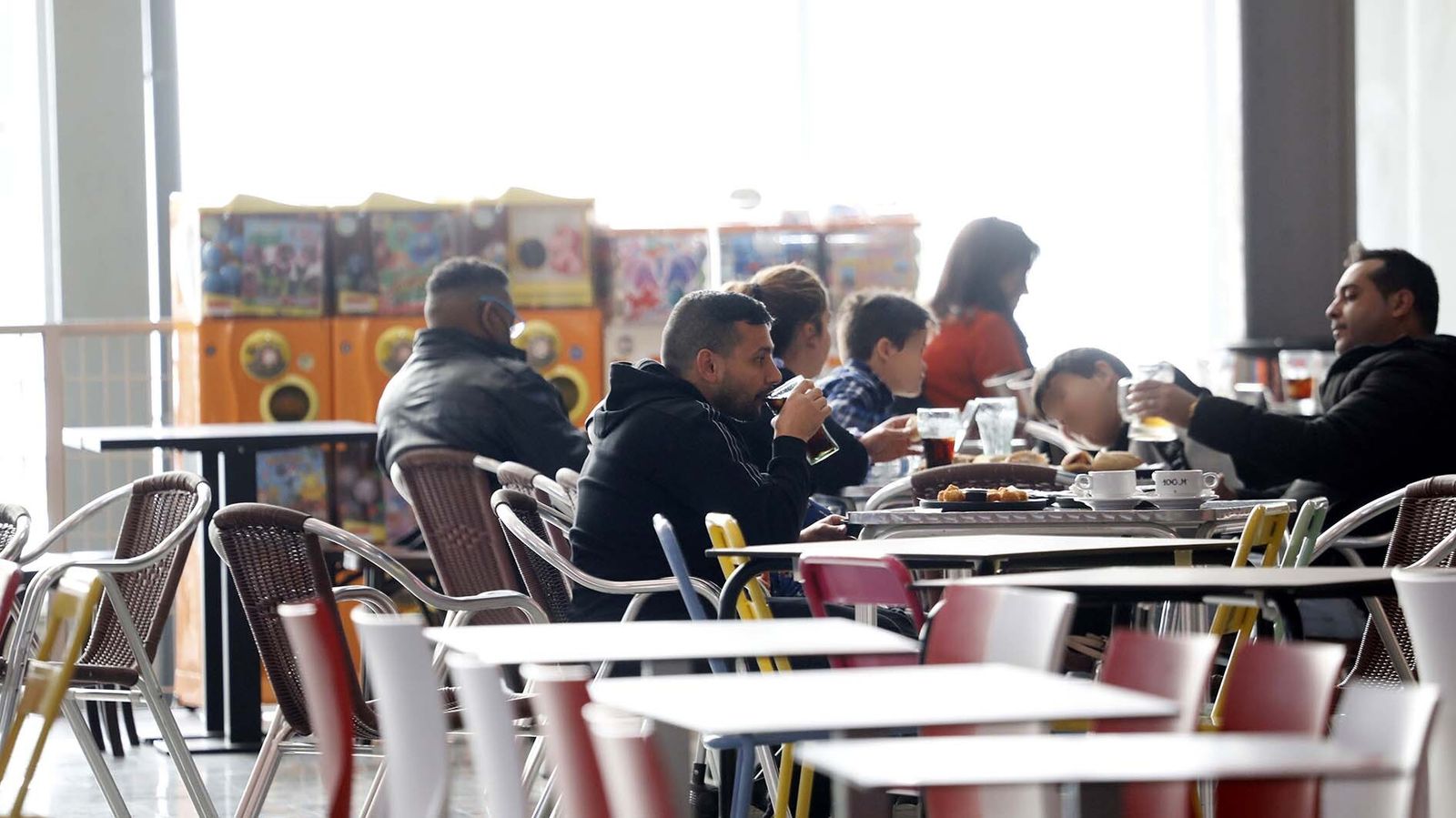 Las fotos del polígono de Palmones, tras el levantamiento del cierre  perimetral de Algeciras y Castellar