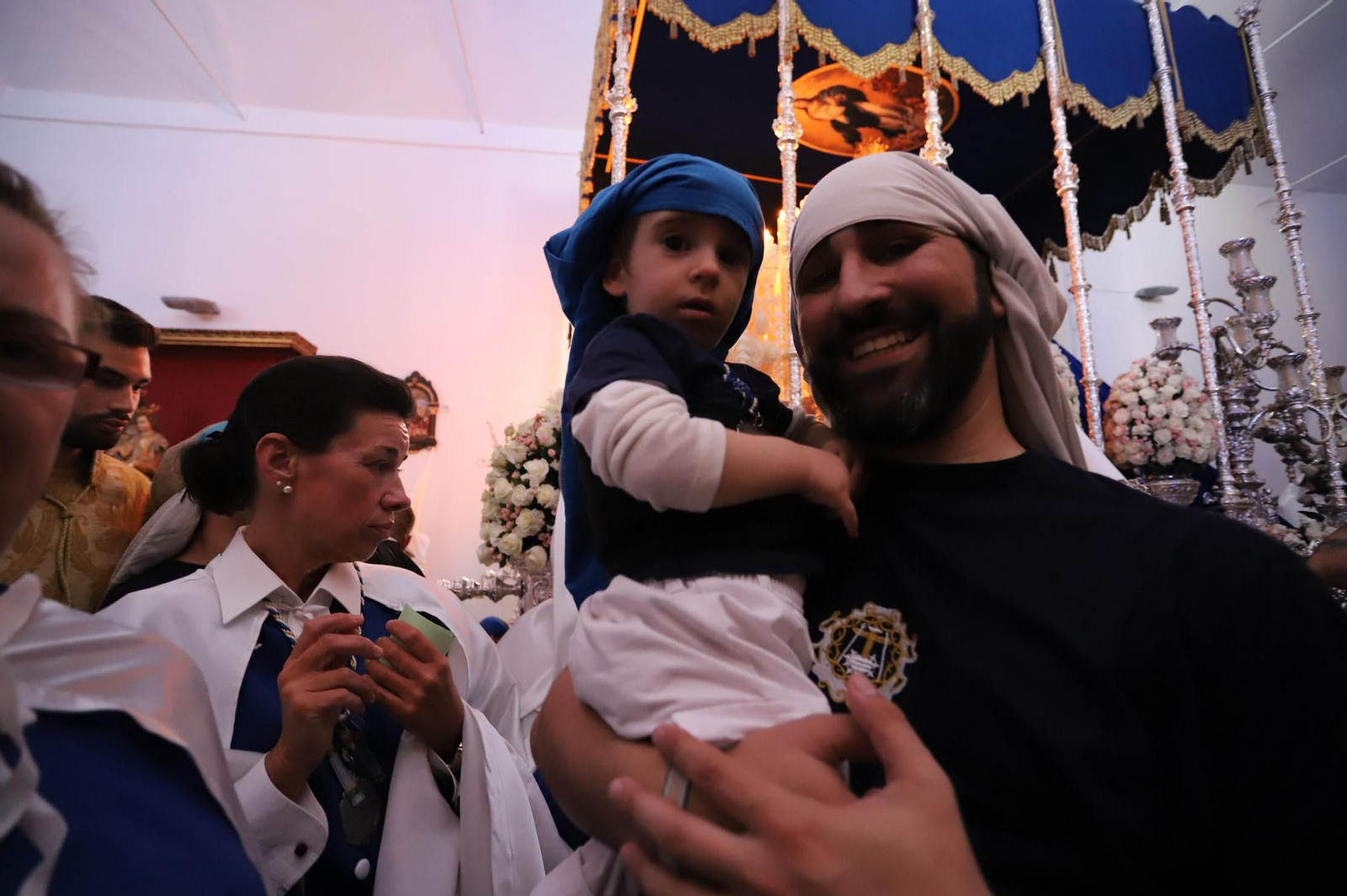 Imágenes de la procesión de la hermandad de la Lanzada de Huelva