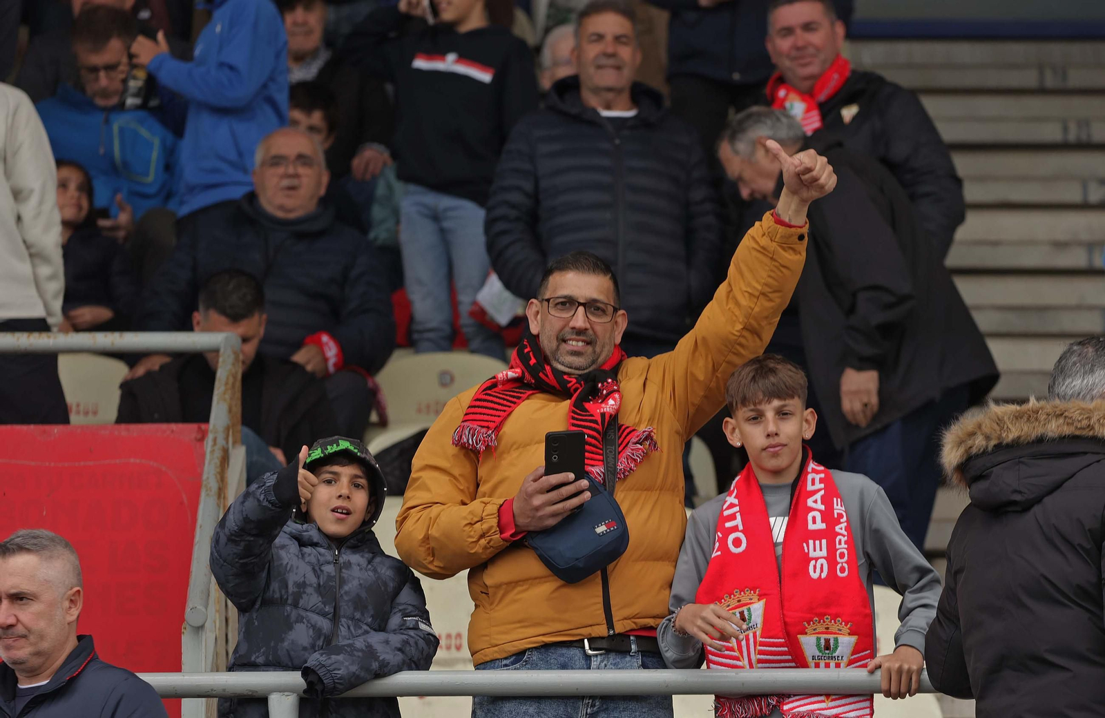 Búscate en el Nuevo Mirador durante el Algeciras CF - Ibiza de Primera Federación