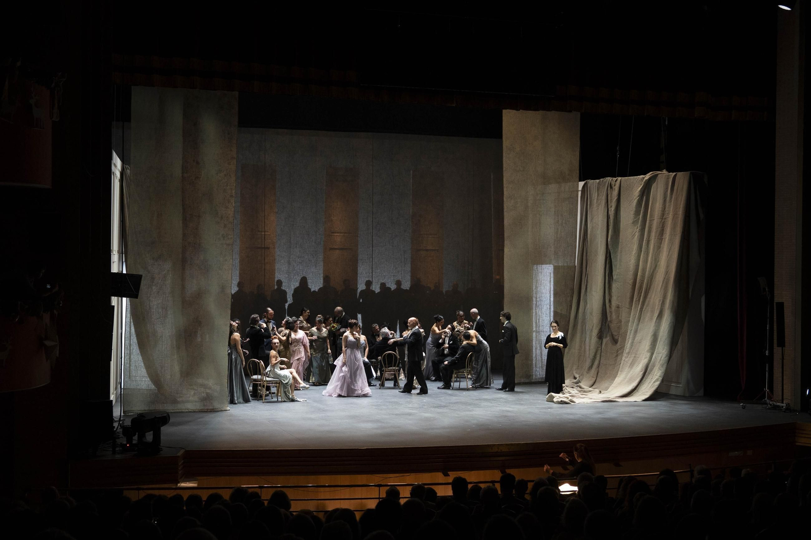 Las mejores imágenes de la Traviata en Almería