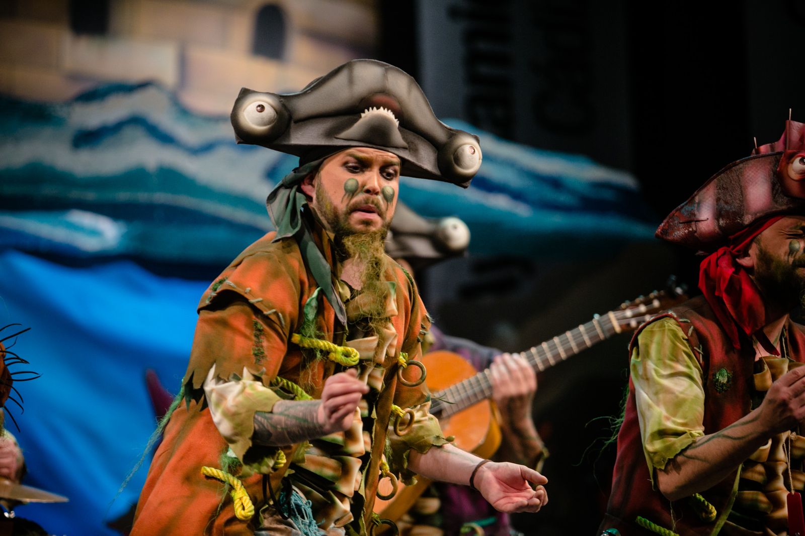 Chirigota "La maldición de la lapa negra"