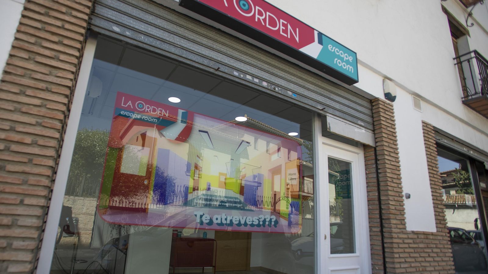 La fachada del local de ocio, ubicado en La Zubia.