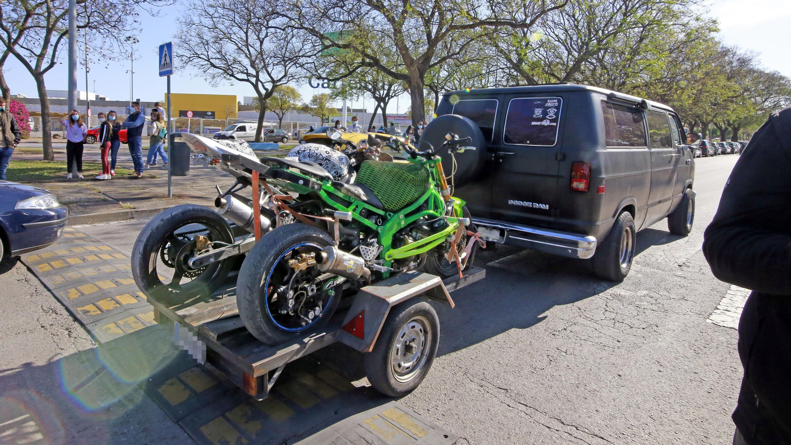 Imágenes del ambiente motero en Jerez